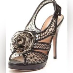 Valentino Garavani lace flower heels size 37